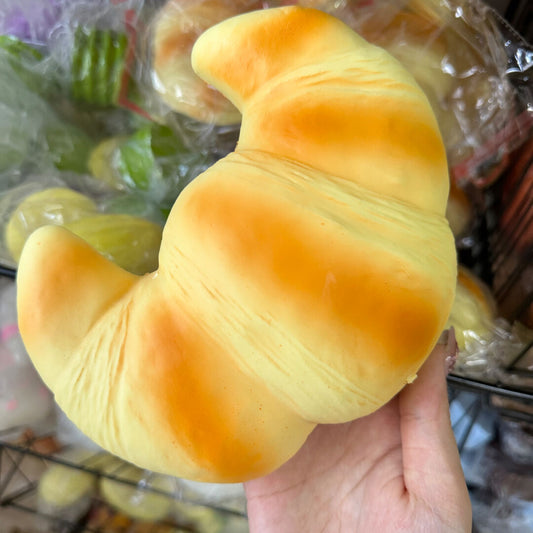 Oversized Croissant‑Shaped Squish Fidget| Foam Slow‑Recovery Realistic Food‑Style Adult Sensory Squeeze