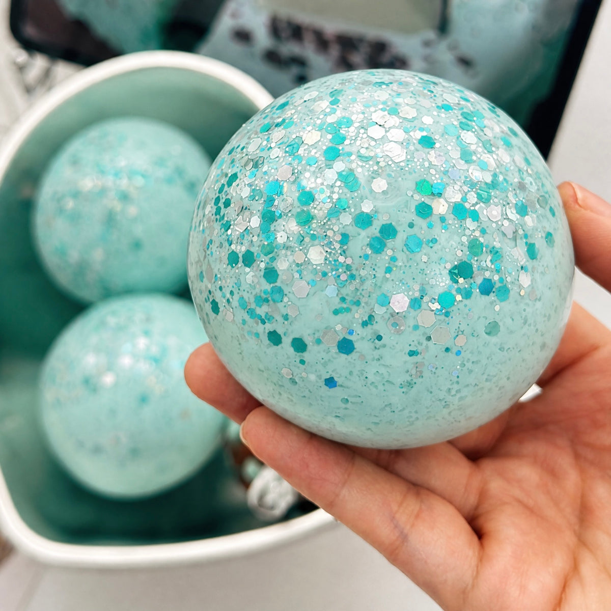 Mint Crushed Ice squishy, Satisfying snow crunch sound when squeezing